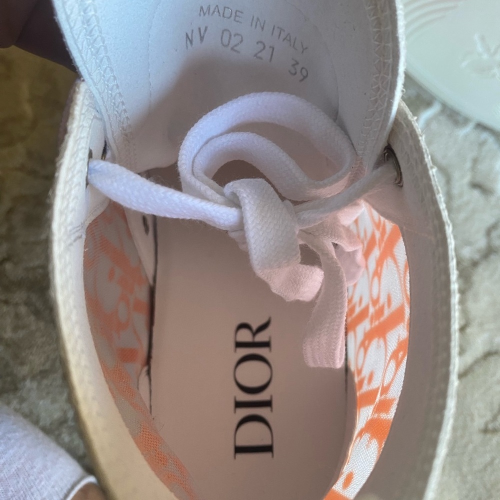 Christian Dior B23 Sneakers🧡 - Picture 5 of 7